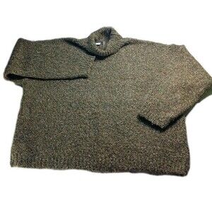 United Knitwear Vintage Green Knit Sweater Women's size  M/L